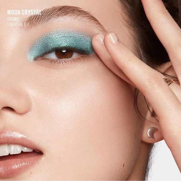 Kaja Eyeshadow - Moon Crystal | Sparkling Eye Pigment, Shimmering Teal Finish, - Picture 2 of 3